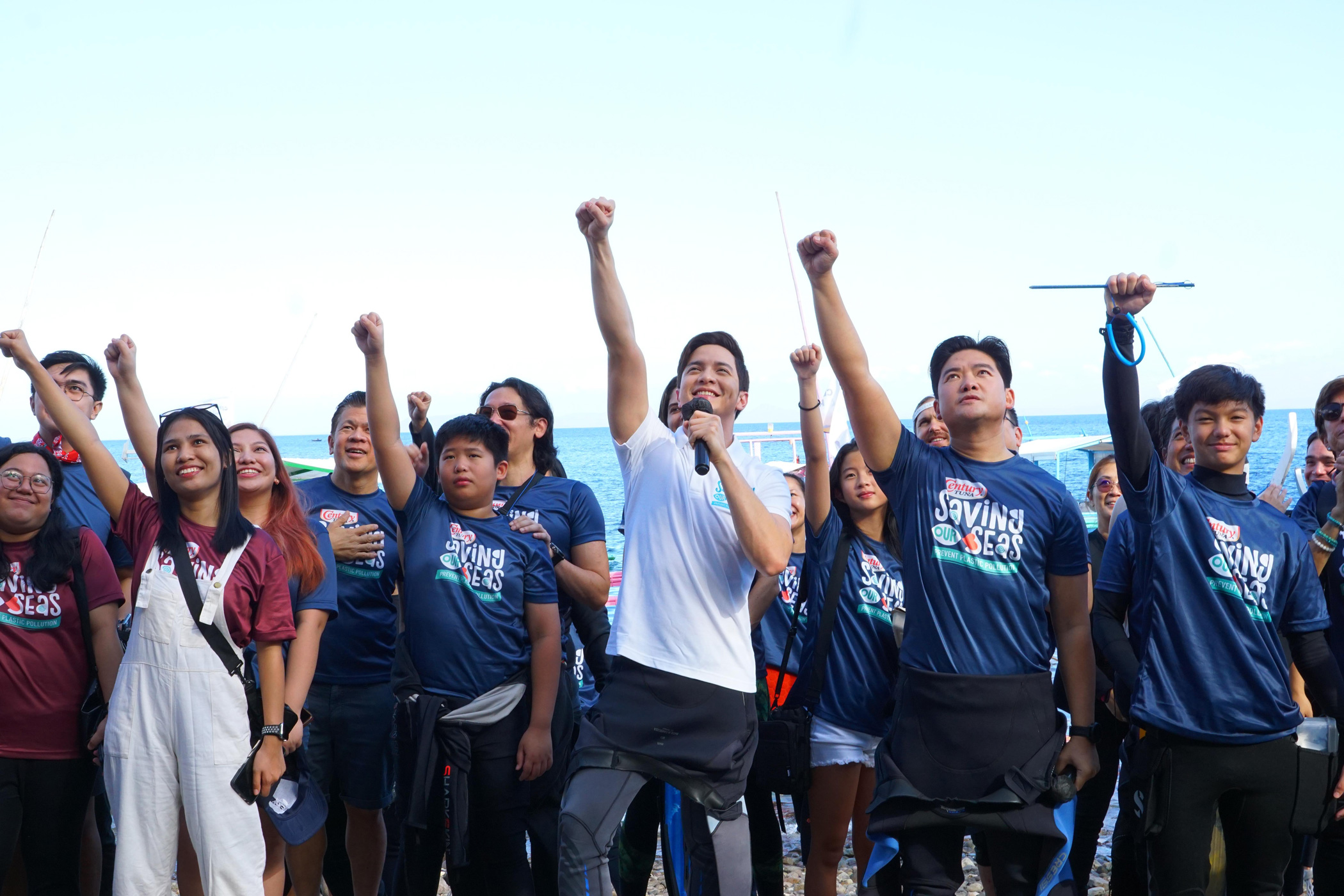 Century Tuna Ambassador Alden Richards leads the Saving Our Seas initiative with Century Tuna.