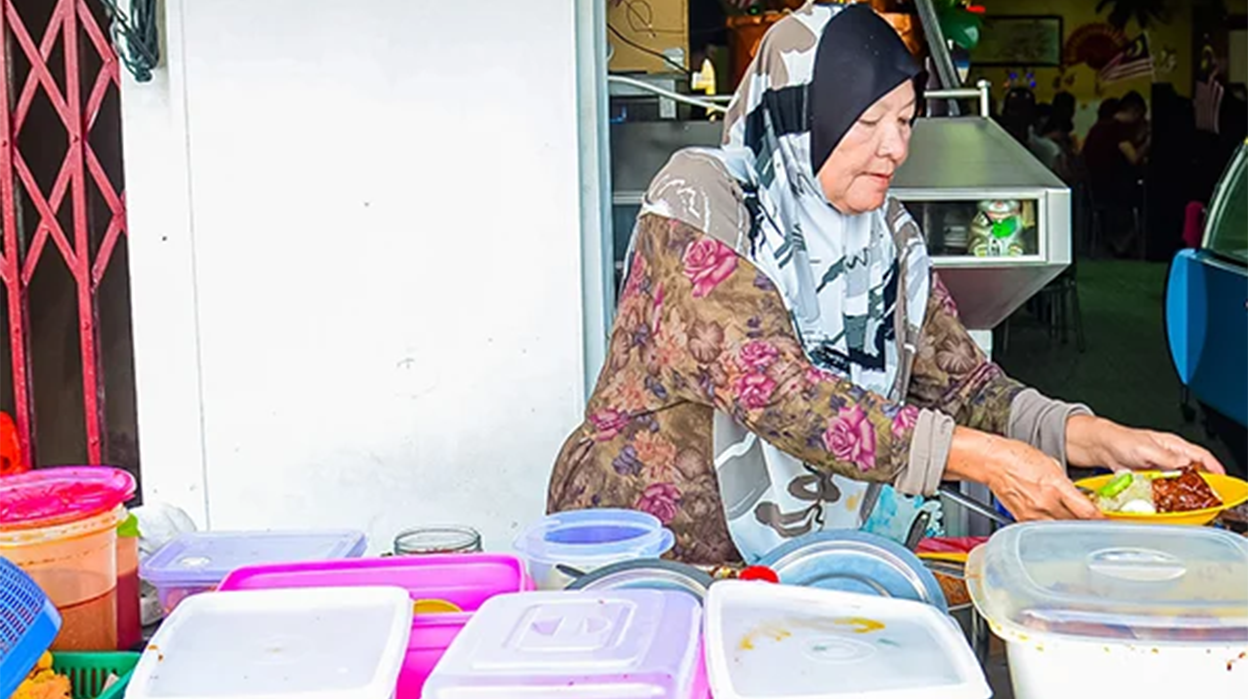 Nurmaini Zaher Kedai Kopi
