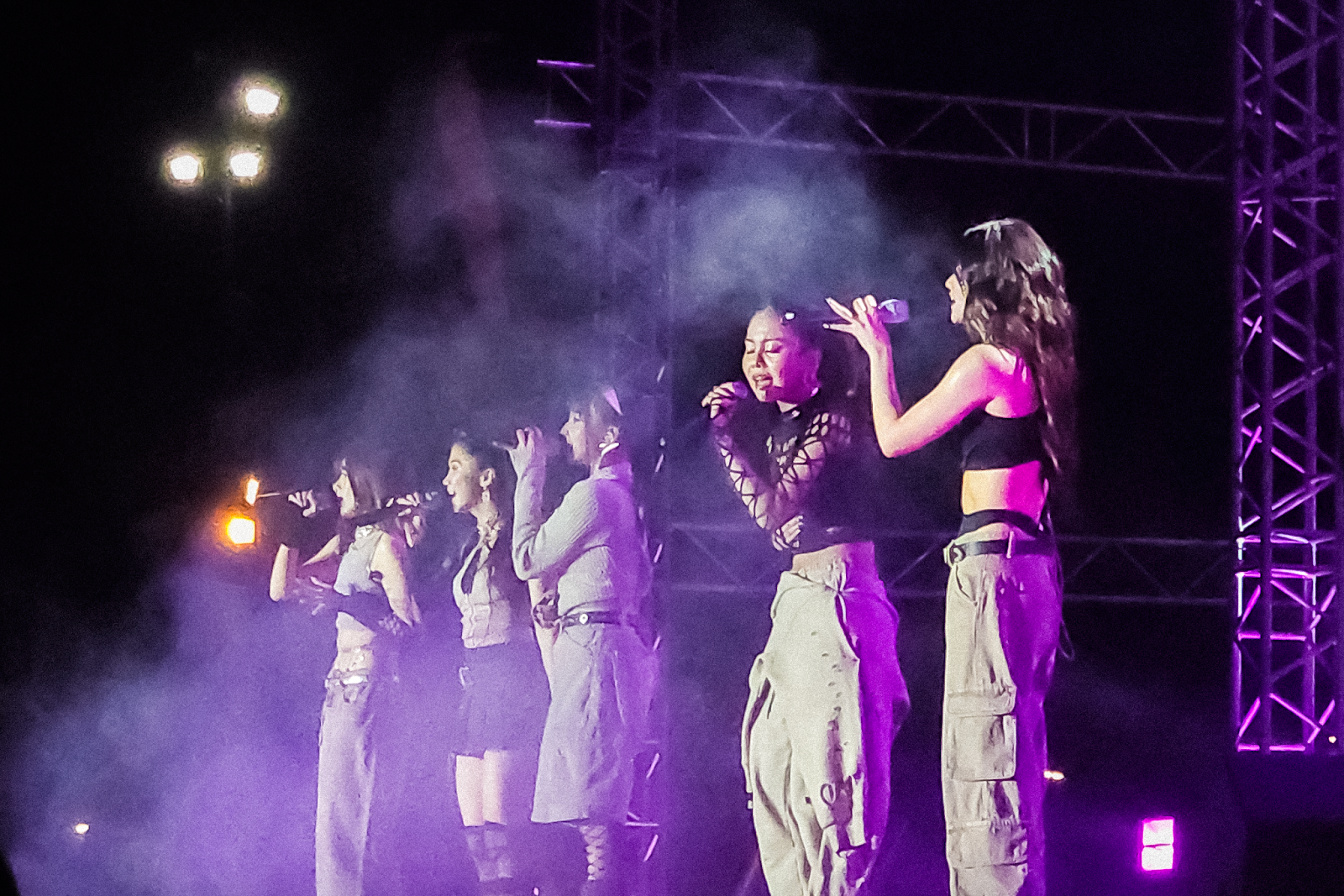 KAIA and YGIG delight fans with their performances 