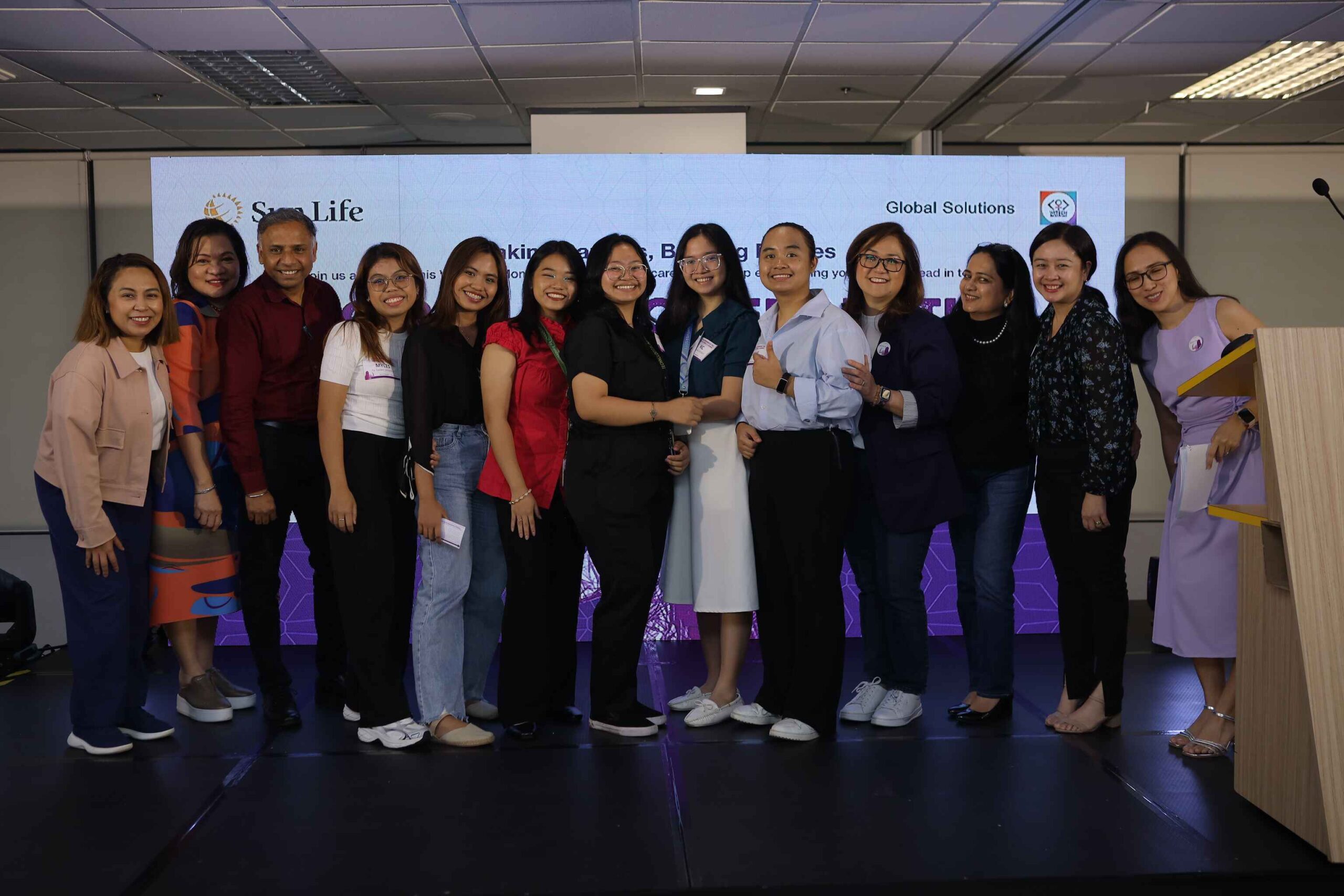 Student participants share their innovative ideas created in less than 20 minutes to the Sun Life Global Solutions executives and employees.