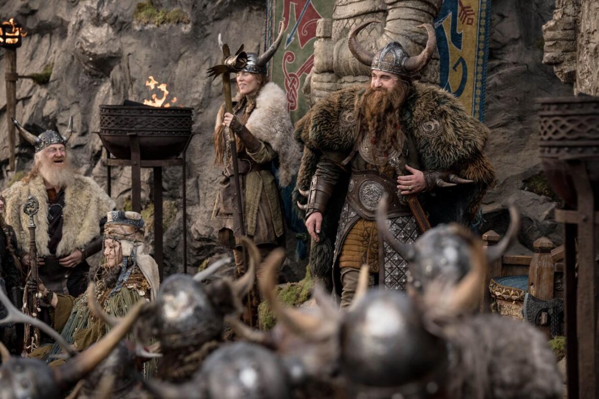 Stoick The Vast Addressing the Crowd | Source: Universal Pictures