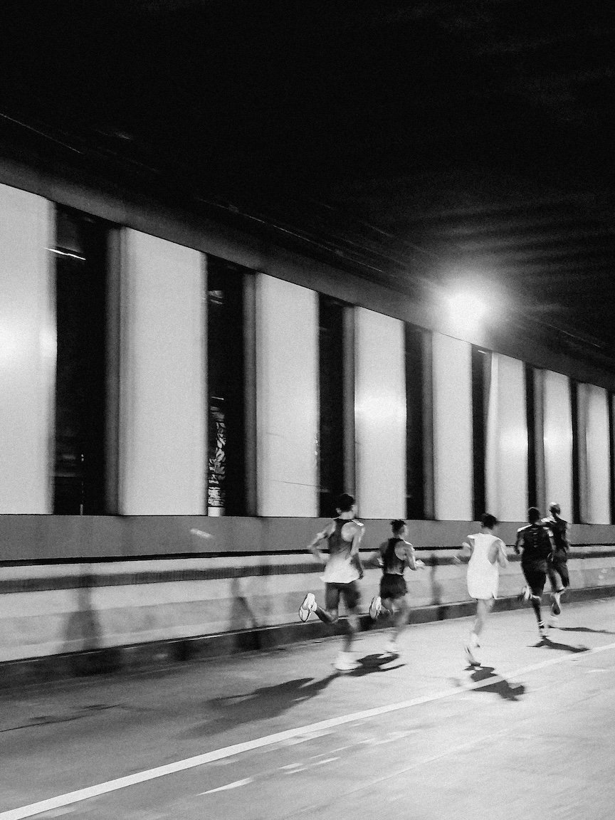 Marathoners make their way through the EDSA-Ayala underpass | Photo captured using the Samsung Galaxy S26 Ultra by Jilson Tiu